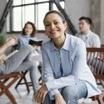 ©BCT-Ein-Blick-in-die-Zukunft_close-up-people-sitting-chairs-2